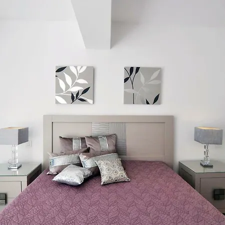 Townhouse On The 1st Line By Altamarhomes